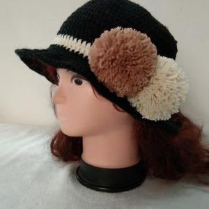 Girls Knitting Hat with Lace