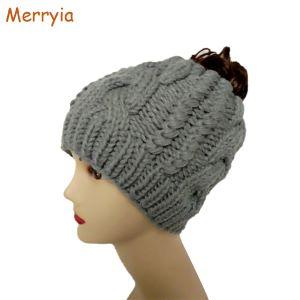 Merryia Custom Knitting Hats  