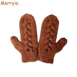 Hand knitting Gloves 