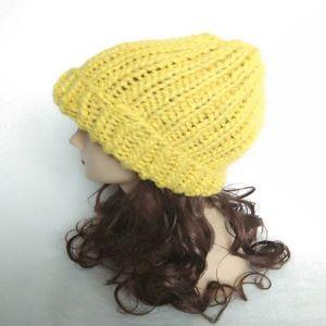 Girls Knitting Hat with Lace